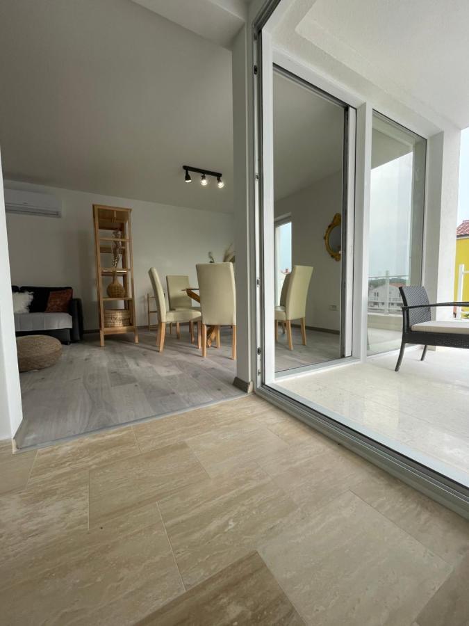 Vila Regina Apartment Regina With Swimming Pool Jezera Extérieur photo