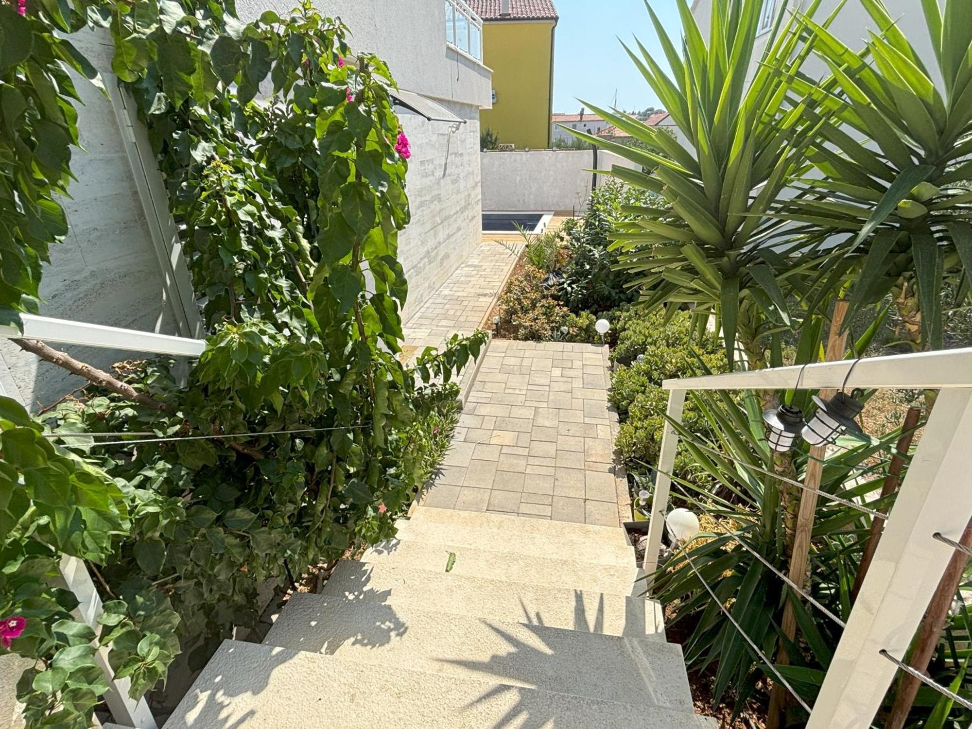 Vila Regina Apartment Regina With Swimming Pool Jezera Extérieur photo